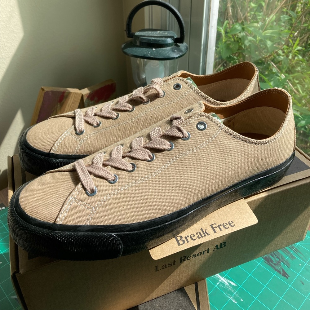 Last Resort VM003 men’s size 10, sand/black ,
